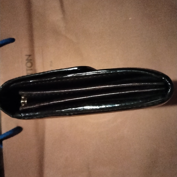 LOUIS VUITTON Long wallet with 2-fold zipper Vernis - Picture 4 of 9